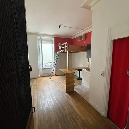 Calme 20eme Appartement *